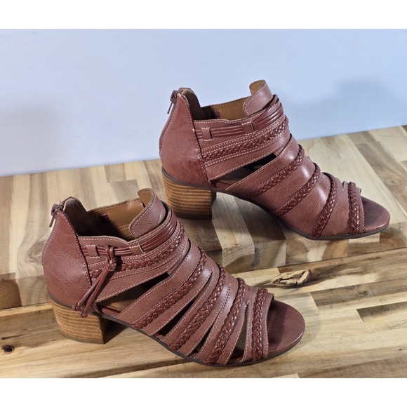 Not Rated Women's Brown Strappy Gladiator Sandals Size 8‎ Block Heel Boho Chic - Picture 1 of 15